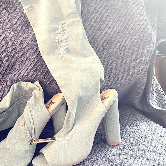 Sheikh - Picture 2 of 5